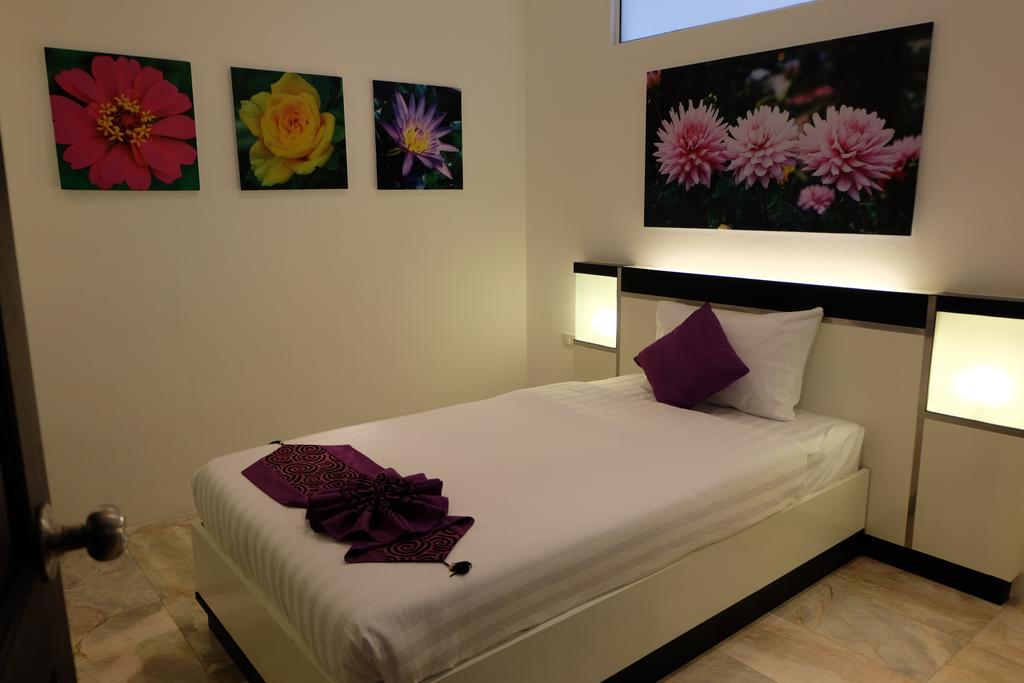 Phuket Seaview Resotel Rawai Номер фото