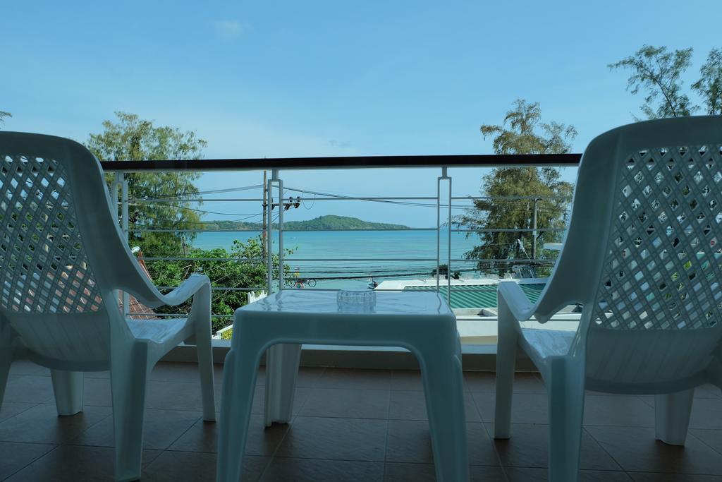 Phuket Seaview Resotel Rawai Номер фото