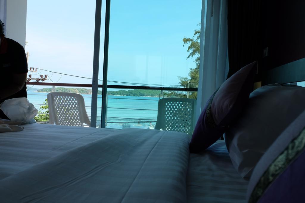 Phuket Seaview Resotel Rawai Номер фото