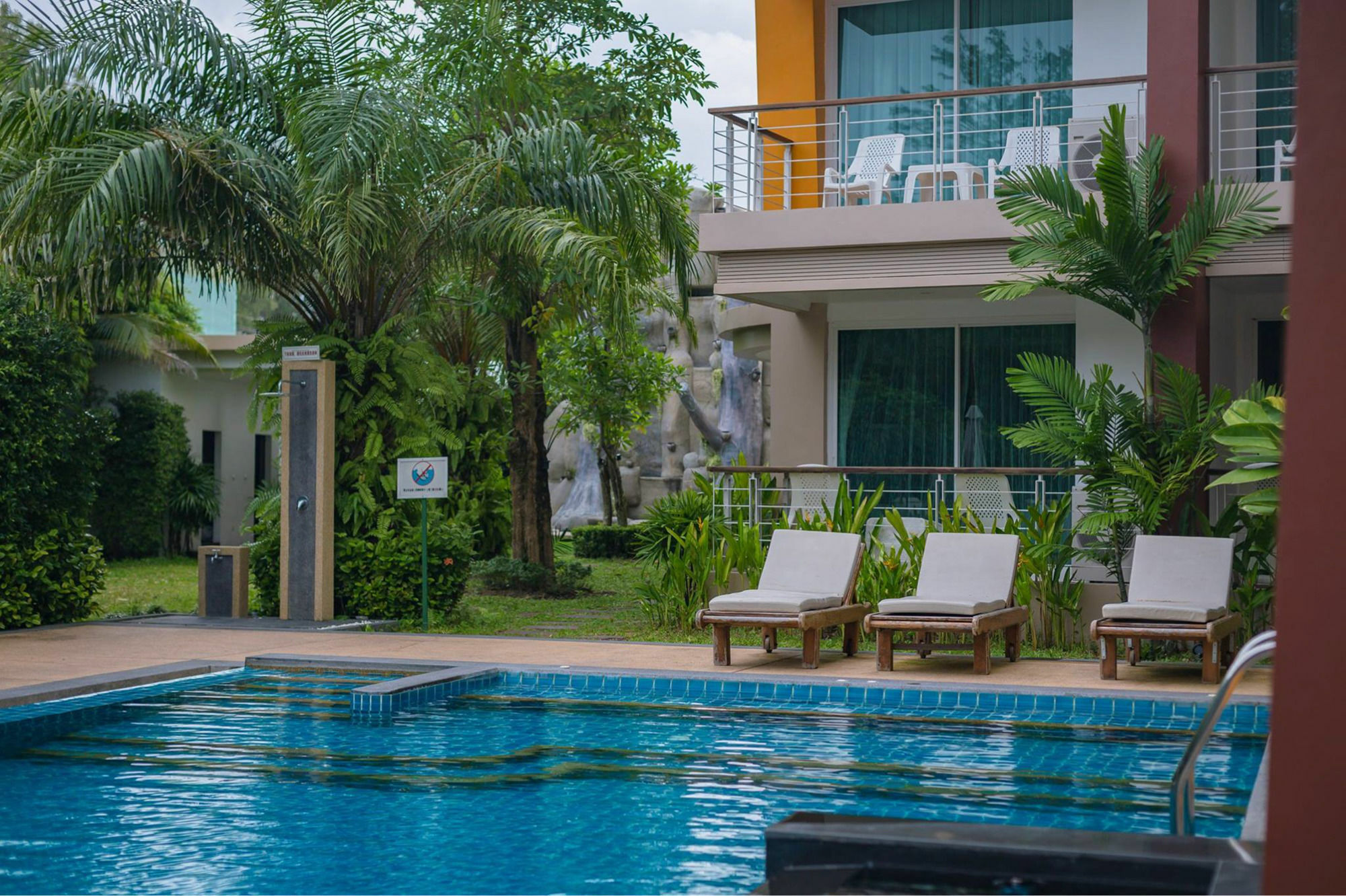 Phuket Seaview Resotel Rawai Экстерьер фото