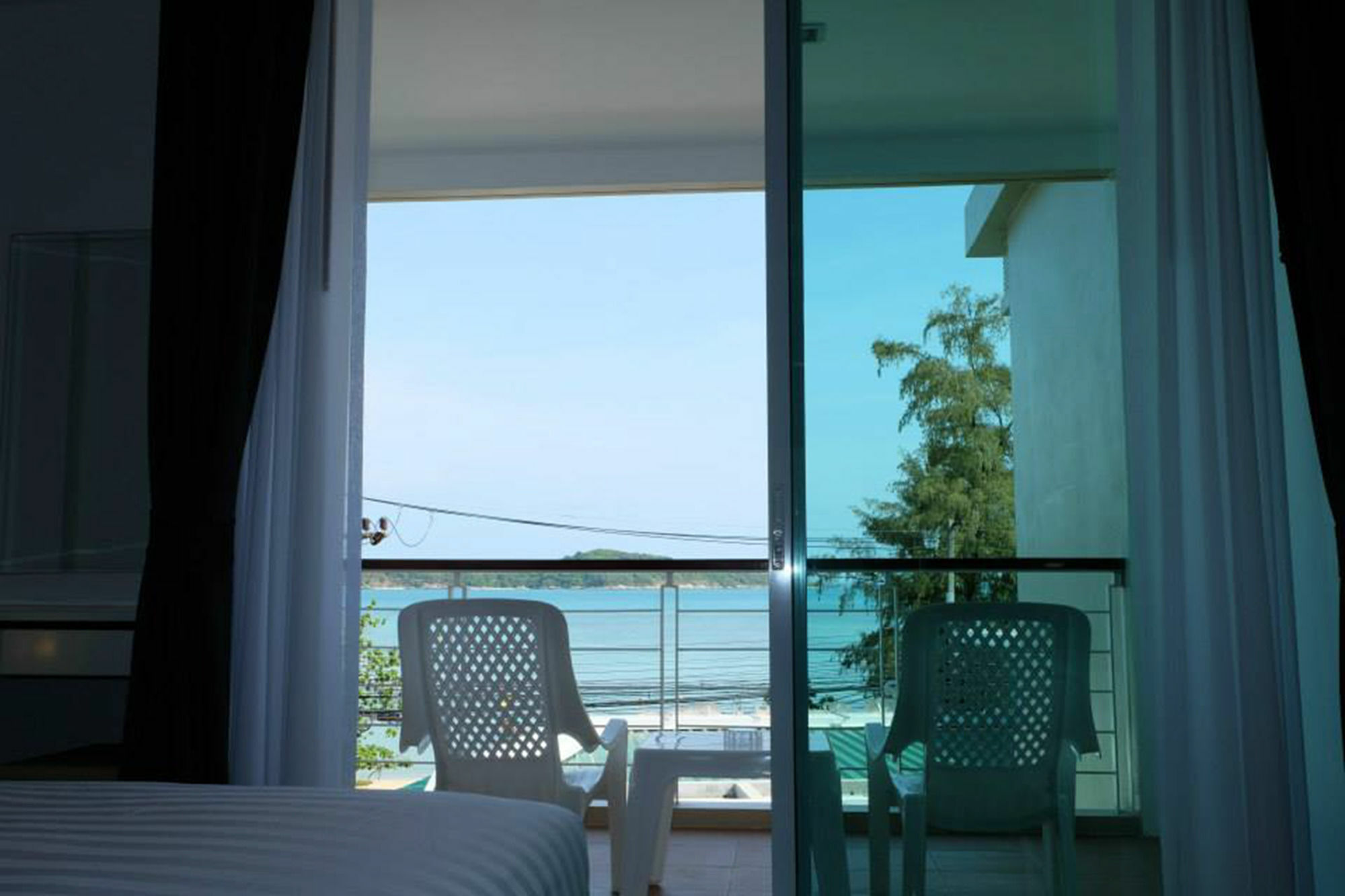 Phuket Seaview Resotel Rawai Экстерьер фото